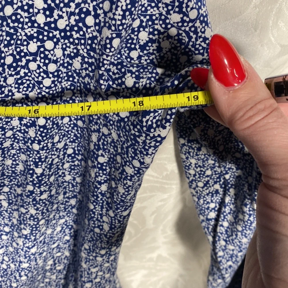 Boden Blue and white floral shirt 10 - Picture 7 of 7